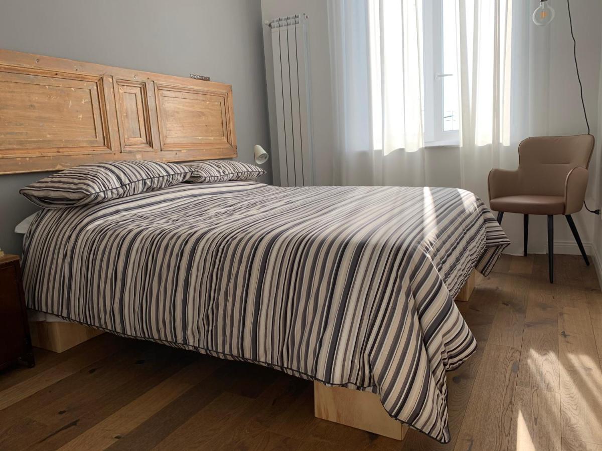 The Quality Apartment Napoli מראה חיצוני תמונה