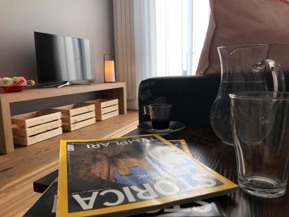 The Quality Apartment Napoli מראה חיצוני תמונה